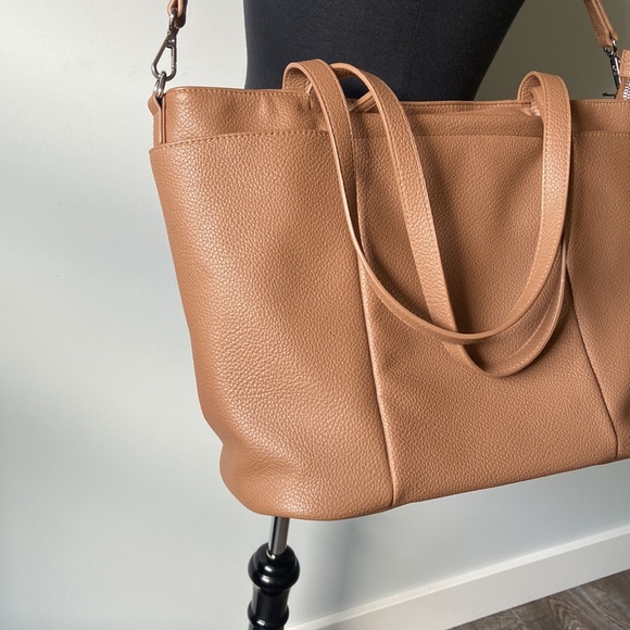 * NWOT* Colab | The Every Tote - Vegan - Picture 9 of 13